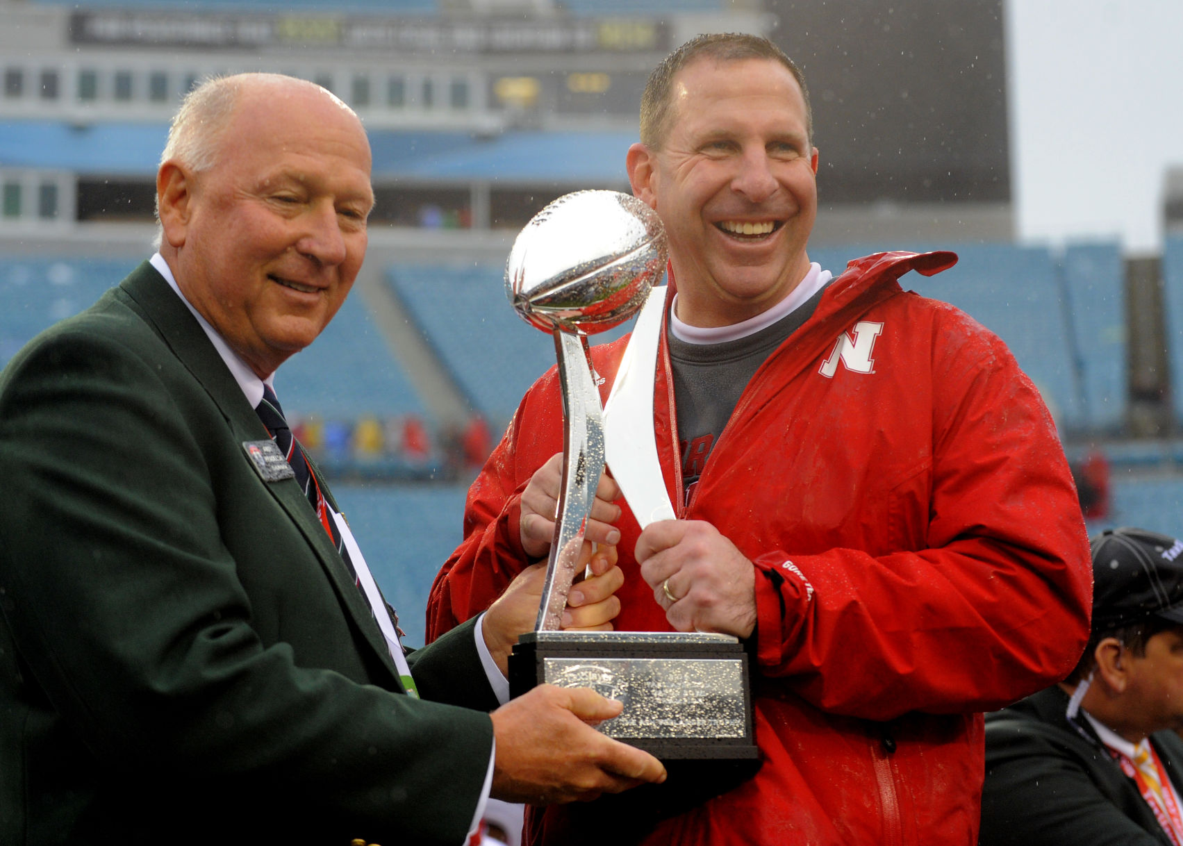 1. Bo Pelini is an experienced coach